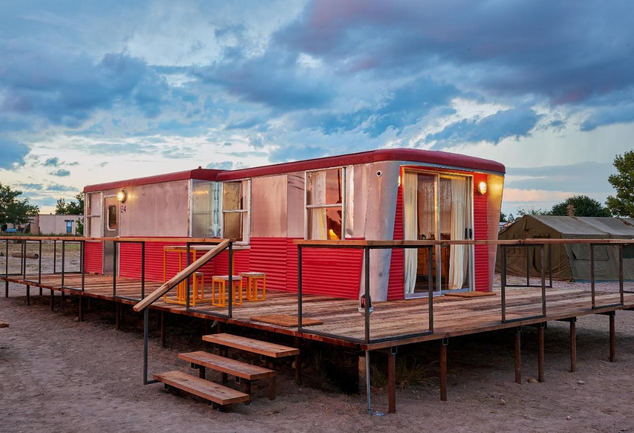 El Cosmico Villa มาร์ฟา ภายนอก รูปภาพ