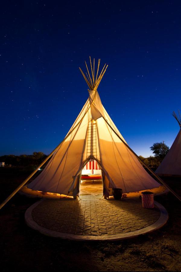 El Cosmico Villa มาร์ฟา ภายนอก รูปภาพ