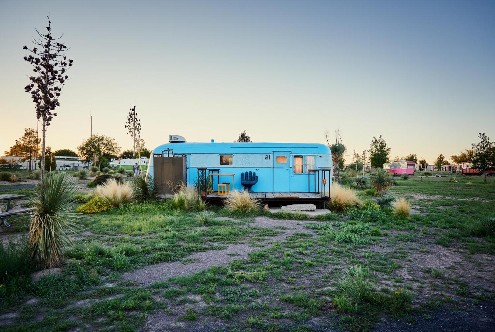El Cosmico Villa มาร์ฟา ภายนอก รูปภาพ