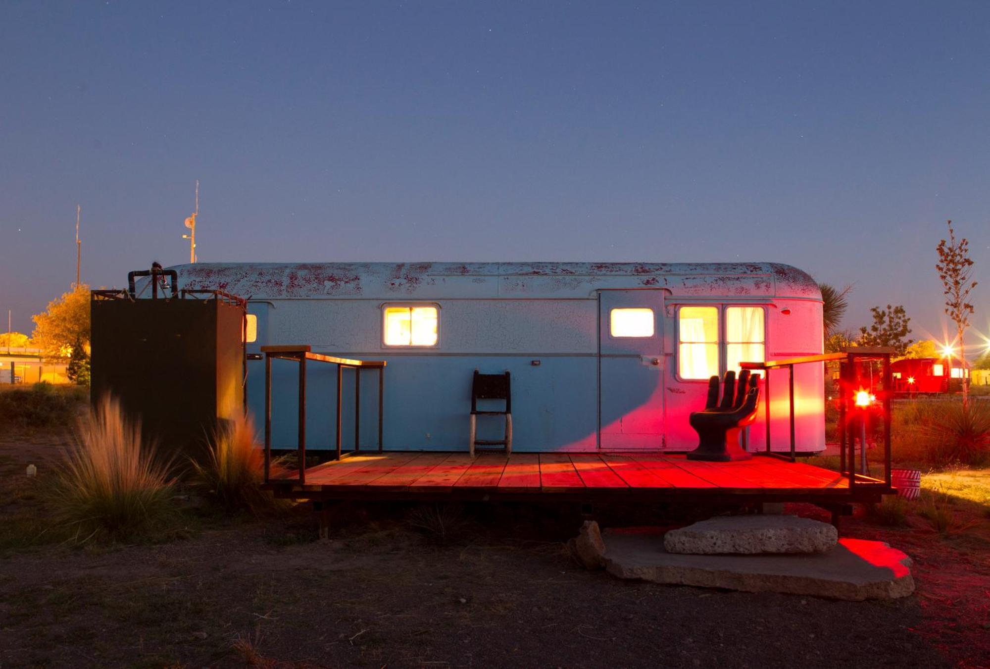 El Cosmico Villa มาร์ฟา ภายนอก รูปภาพ